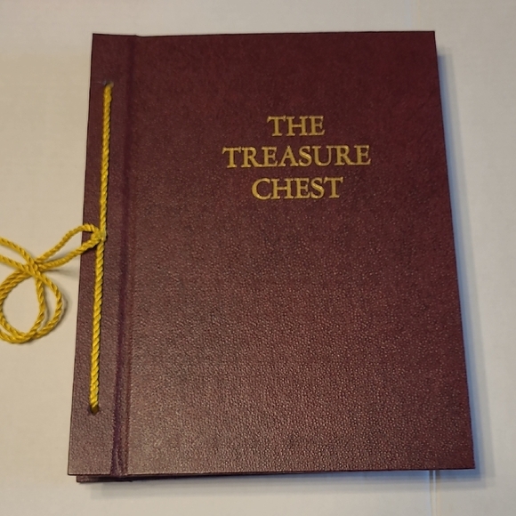 Source Unknown Other - The Treasure Chest: A Heritage Album Book Edited By Charles Wallis 1965